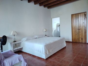 CONDOMINIO IMURI LOMAS DE JIUTEPEC