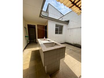 Venta Casa Externa amplia barrio San Vicente norte Cali (J)
