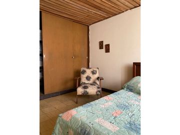 Venta Casa Externa amplia barrio San Vicente norte Cali (J)