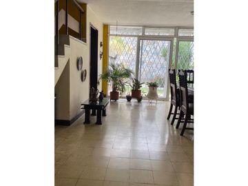 Venta Casa Externa amplia barrio San Vicente norte Cali (J)