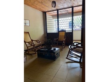 Venta Casa Externa amplia barrio San Vicente norte Cali (J)