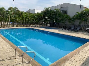 Venta casa en conjunto en Ciudad Country