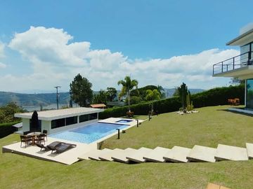 Finca De éLite Frente Al Lago Calima: Invierte En Un Estilo De Vida Exclusivo