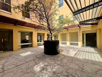 VENTA EDIFICIO HABITACIONAL Y OFICINAS EN TORIELLO GUERRA