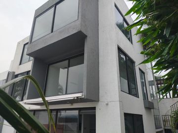 Casa en venta an Vista al Lago en Tequesquitengo, Morelos