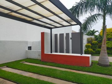 Casa en venta an Vista al Lago en Tequesquitengo, Morelos