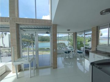 CASA CAMPESTRE EN VENTA CALIMA DARIEN EN CONDOMINIO VISTA A EL LAGO