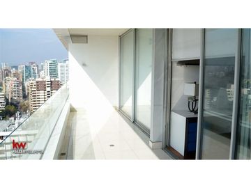 Departamento En Venta En Isidora Goyenechea, Las Condes