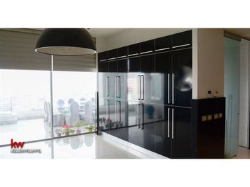 Departamento En Venta En Isidora Goyenechea, Las Condes