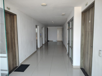 Vendo Apartamento torres de Cadiz.