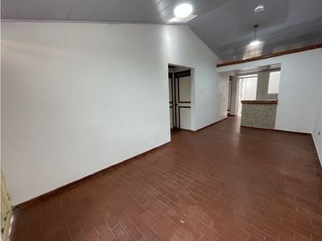 SE VENDE CASA EN CONDOMINIO VILLA DEL ROBLE CARTAGO