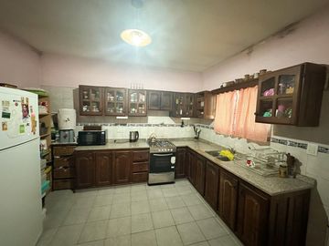 VENTA CASA 5 AMB. ITUZAINGO APTA CREDITO