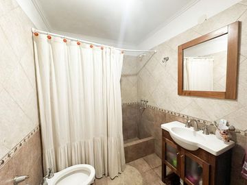 VENTA CASA 5 AMB. ITUZAINGO APTA CREDITO