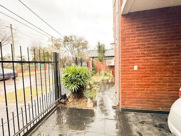 VENTA CASA 5 AMB. ITUZAINGO APTA CREDITO