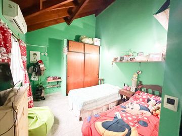 VENTA CASA 5 AMB. ITUZAINGO APTA CREDITO