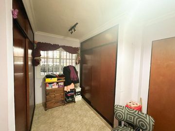 VENTA CASA 5 AMB. ITUZAINGO APTA CREDITO