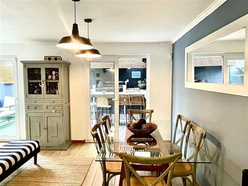 Casa en Venta en Vitacura / El Aromo