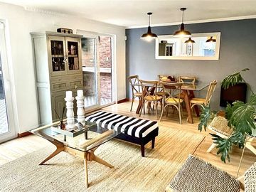 Casa en Venta en Vitacura / El Aromo