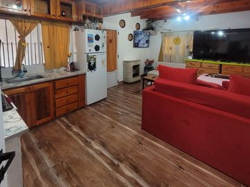 CASA MULTIFAMILIAR Y LOCAL VENTA TRISTAN SUAREZ