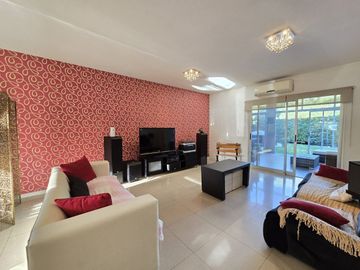 CASA 4 AMBIENTES EN VENTA EN ALTOS DE HUDSON 2