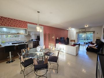 CASA 4 AMBIENTES EN VENTA EN ALTOS DE HUDSON 2
