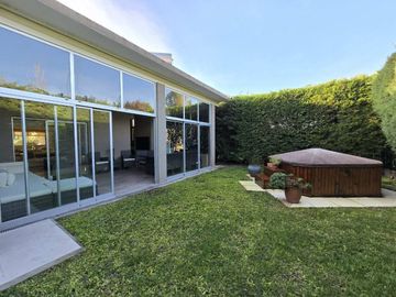 CASA 4 AMBIENTES EN VENTA EN ALTOS DE HUDSON 2
