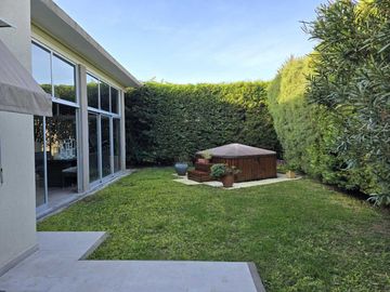 CASA 4 AMBIENTES EN VENTA EN ALTOS DE HUDSON 2
