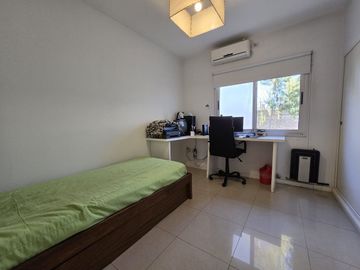 CASA 4 AMBIENTES EN VENTA EN ALTOS DE HUDSON 2