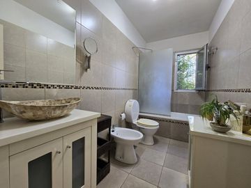 CASA 4 AMBIENTES EN VENTA EN ALTOS DE HUDSON 2