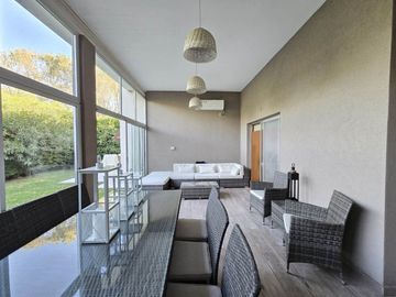 CASA 4 AMBIENTES EN VENTA EN ALTOS DE HUDSON 2