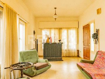 Casa + Dpto en venta, Elordi & Brentana, Nqn