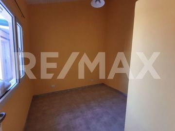 VENTA COMPLEJO DE 4 DPTOS EN PLOTTIER