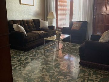 Oportunidad venta casa 4 amb con pileta en Turdera