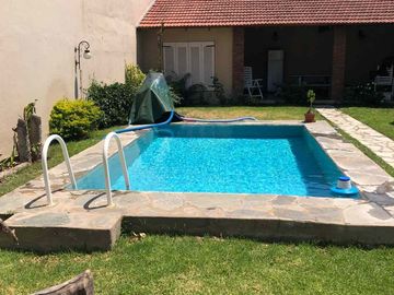 Oportunidad venta casa 4 amb con pileta en Turdera