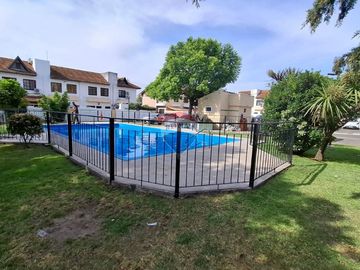 VENTA DUPLEX 3 AMB COMPLEJO CERRADO APTO CREDITO