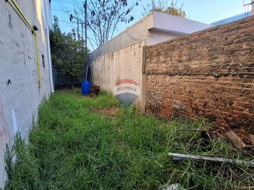VENTA GALPON/TALLER CON MONTACARGA QUILMES OESTE