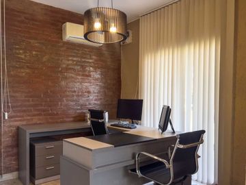 VENTA CASA 5 DORM SAN ISIDRO CON QUINCHO Y PILETA