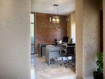 VENTA CASA 5 DORM SAN ISIDRO CON QUINCHO Y PILETA
