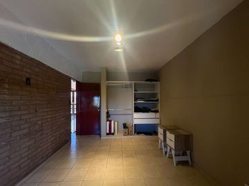 VENTA CASA 5 DORM SAN ISIDRO CON QUINCHO Y PILETA