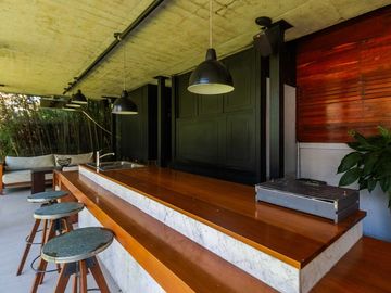Venta Exclusiva Casa de 7 Amb en L de San Isidro