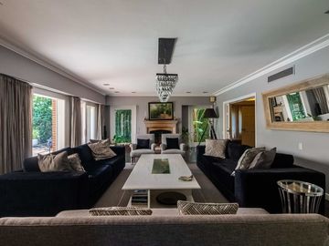 Venta Exclusiva Casa de 7 Amb en L de San Isidro