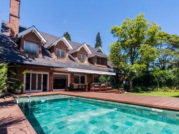 Venta Exclusiva Casa de 7 Amb en L de San Isidro