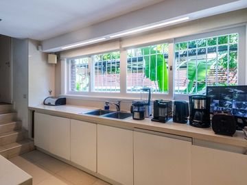 Venta Exclusiva Casa de 7 Amb en L de San Isidro