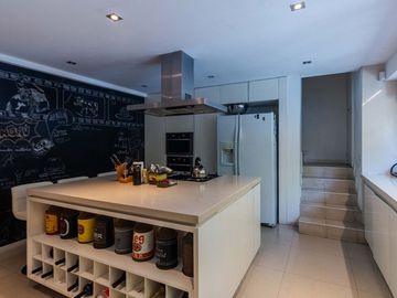 Venta Exclusiva Casa de 7 Amb en L de San Isidro