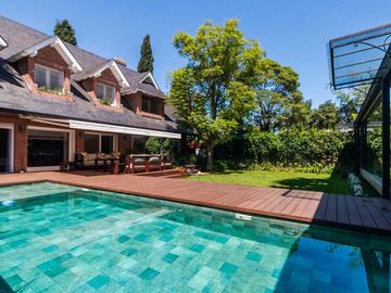 Venta Exclusiva Casa de 7 Amb en L de San Isidro