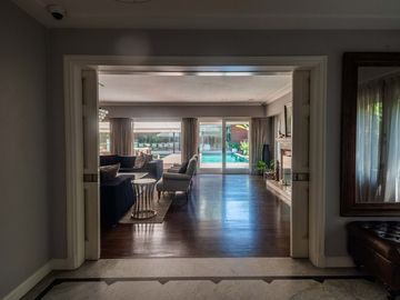 Venta Exclusiva Casa de 7 Amb en L de San Isidro