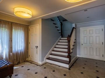 Venta Exclusiva Casa de 7 Amb en L de San Isidro