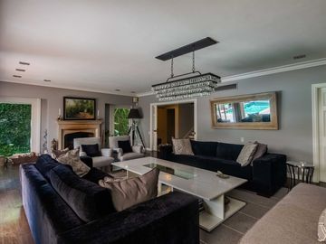 Venta Exclusiva Casa de 7 Amb en L de San Isidro