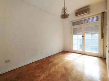 VENTA DEPARTAMENTO PH BALVANERA 3 O 4 AMB SIN EXP
