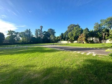 Lote terreno en Barrio Cerrado Lomas de San Isidro